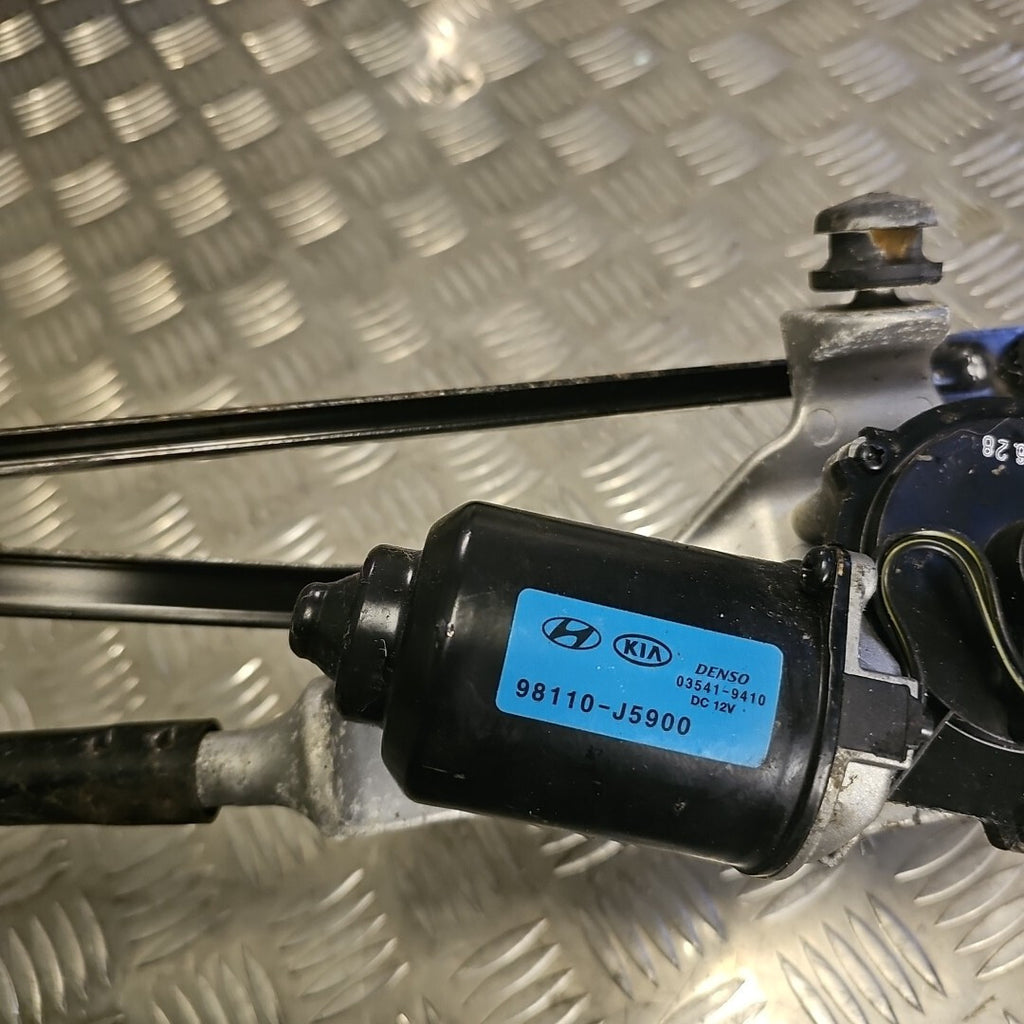 2017-2023 KIA STINGER GT S 3.3 TURBO FRONT WIPER MOTOR & LINKAGE 98110-J5900