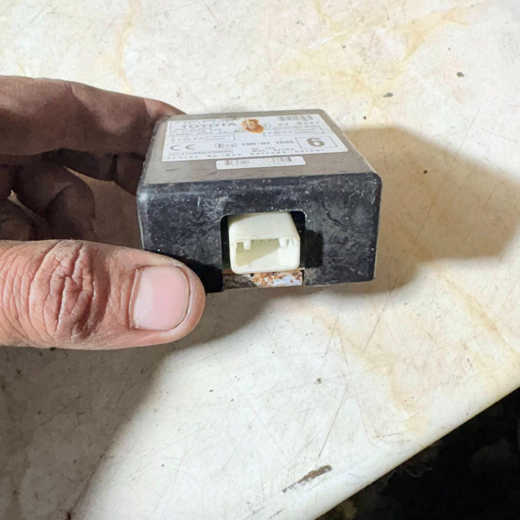 1997-2009 TOYOTA PRIUS DOOR CONTROL ECU 89741-47101