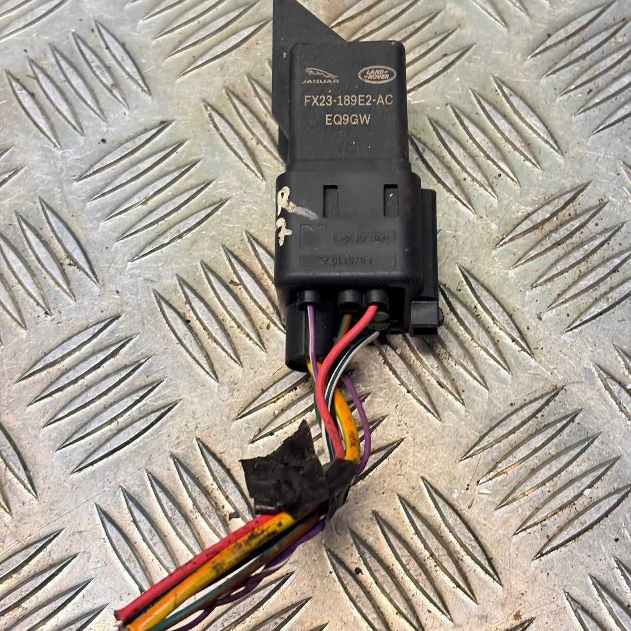 Jaguar XE 2.0D Glow Plug Relay/Module Bosch 0281003123 FX23189E2AC 2015-2023