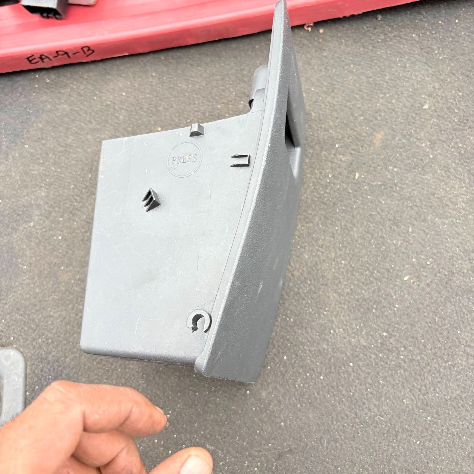 MG MG6 MK1 2010-2016 DRIVERS SIDE LOWER DASH STORAGE COMPARTMENT 30014664