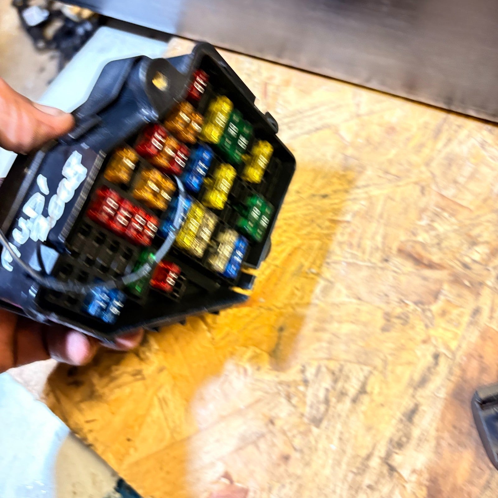 Audi 2008 Fuse Box Control Module Relay Box Genuin eOEM