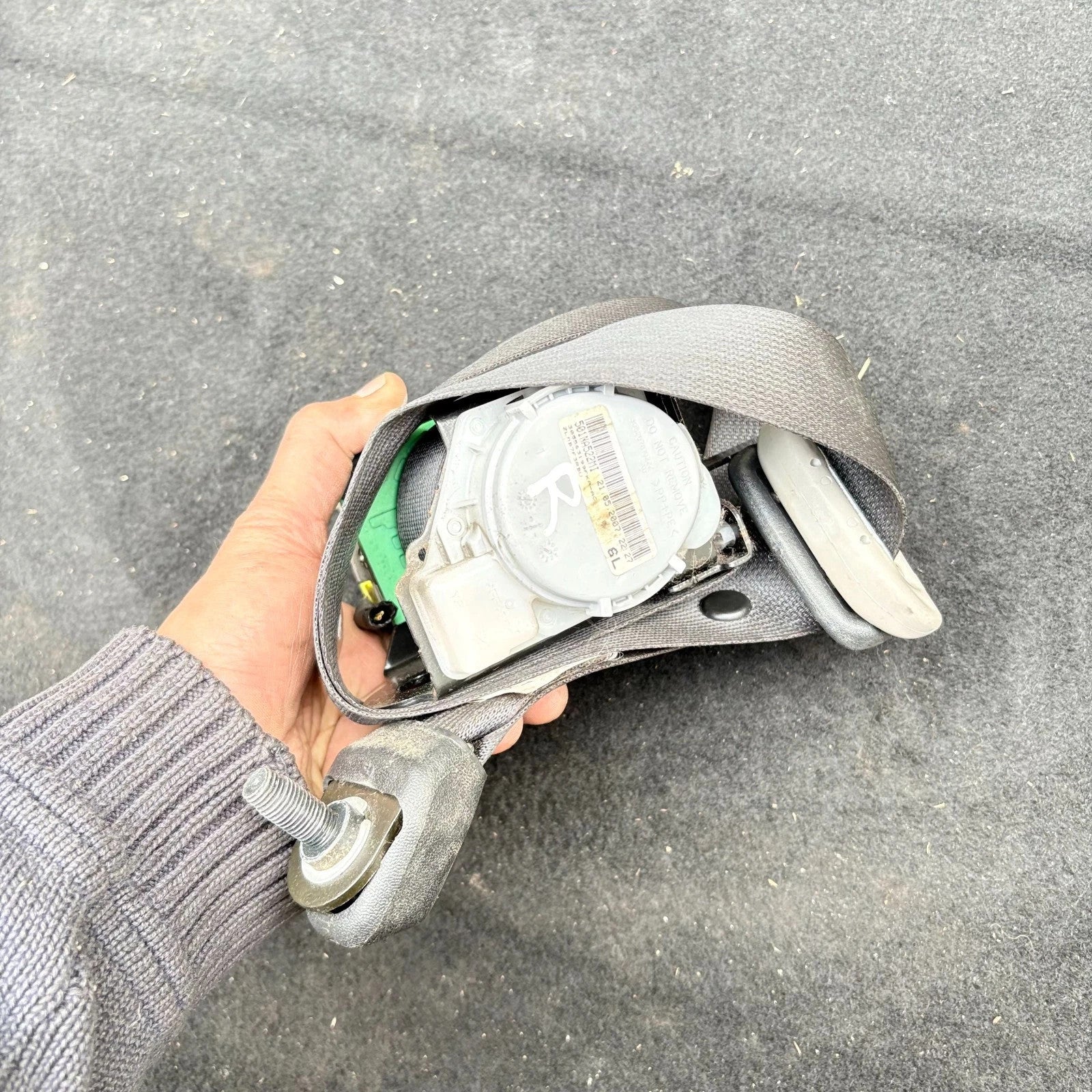 Toyota Yaris MK2 XP90 Front Left Passenger Seat Belt Grey 2005-2011 73220-0D160