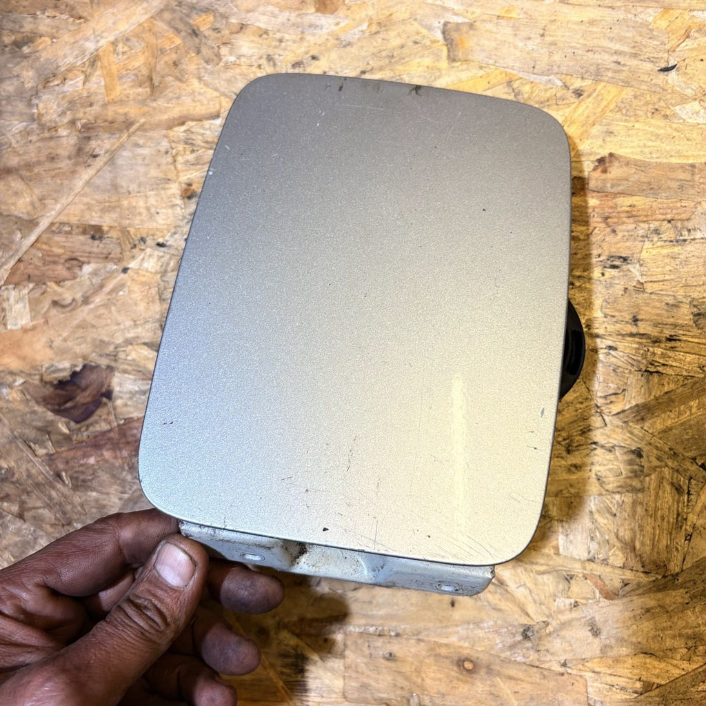 Nissan Juke Mk2 F16 2019-2024 Fuel Filler Flap Door + Diesel Cap 781206PA0A