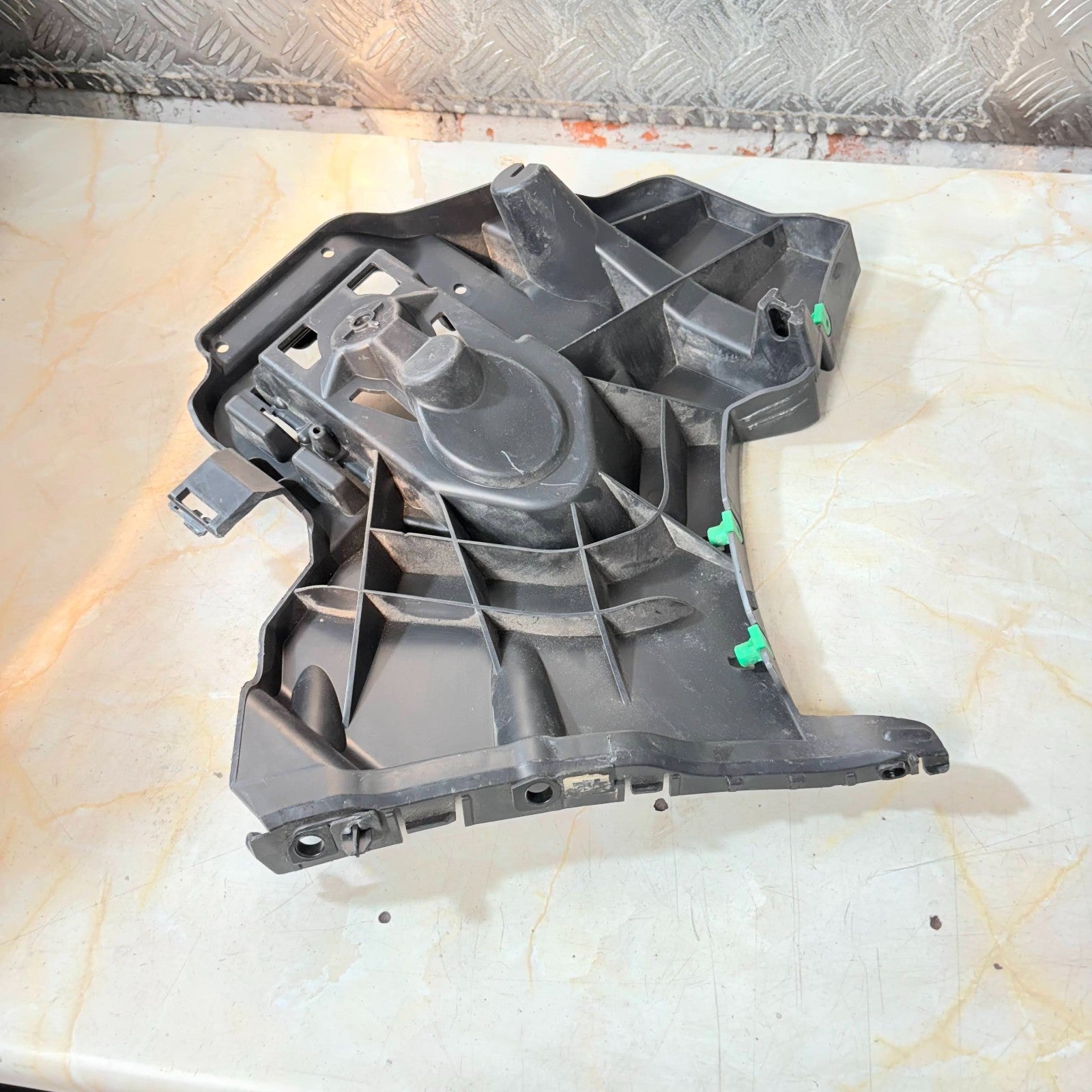 Volvo V40 II 2012-2019 Rear Bumper Mount Bracket RH Driver Side 31395104