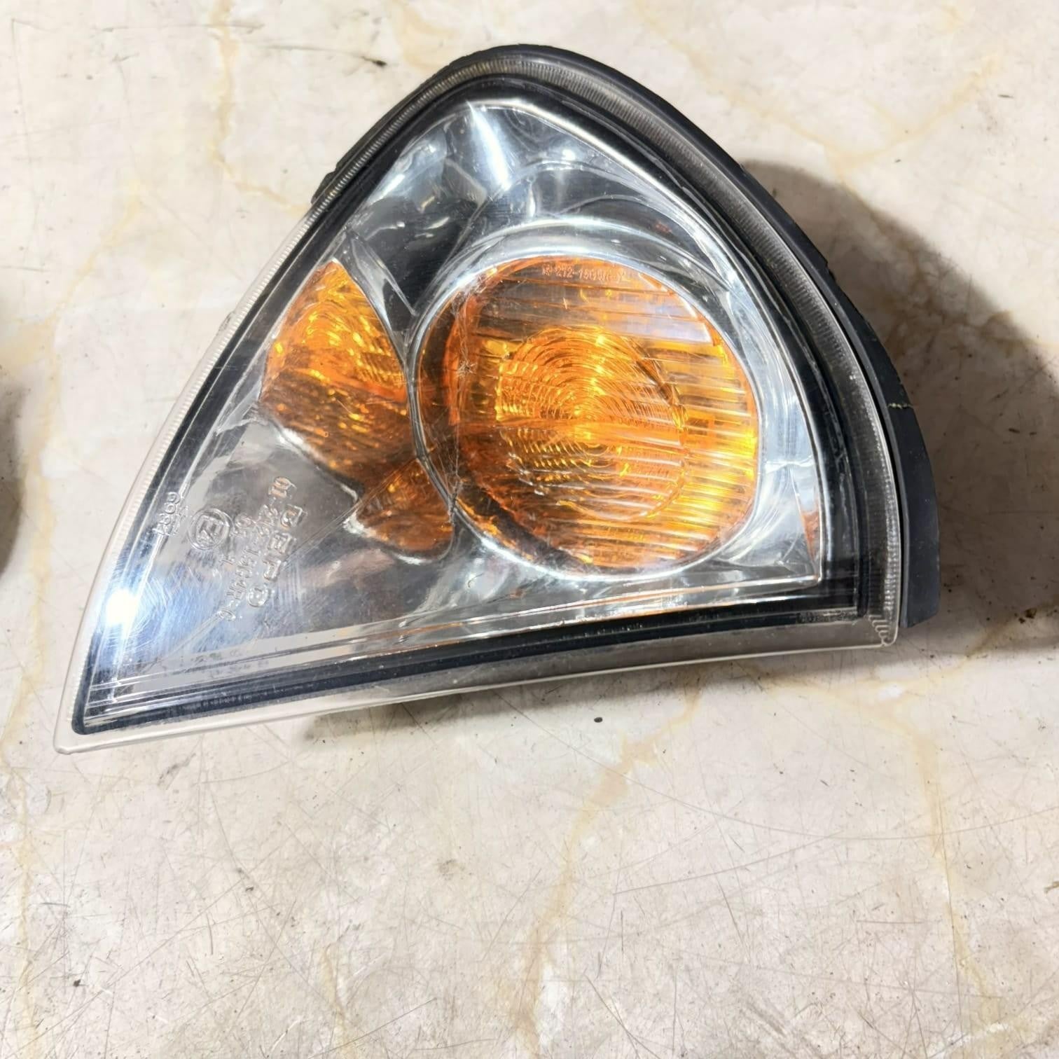 DRIVER FRONT ABAKUS 01-212-15G4R-C Indicator for TOYOTA (OSF)