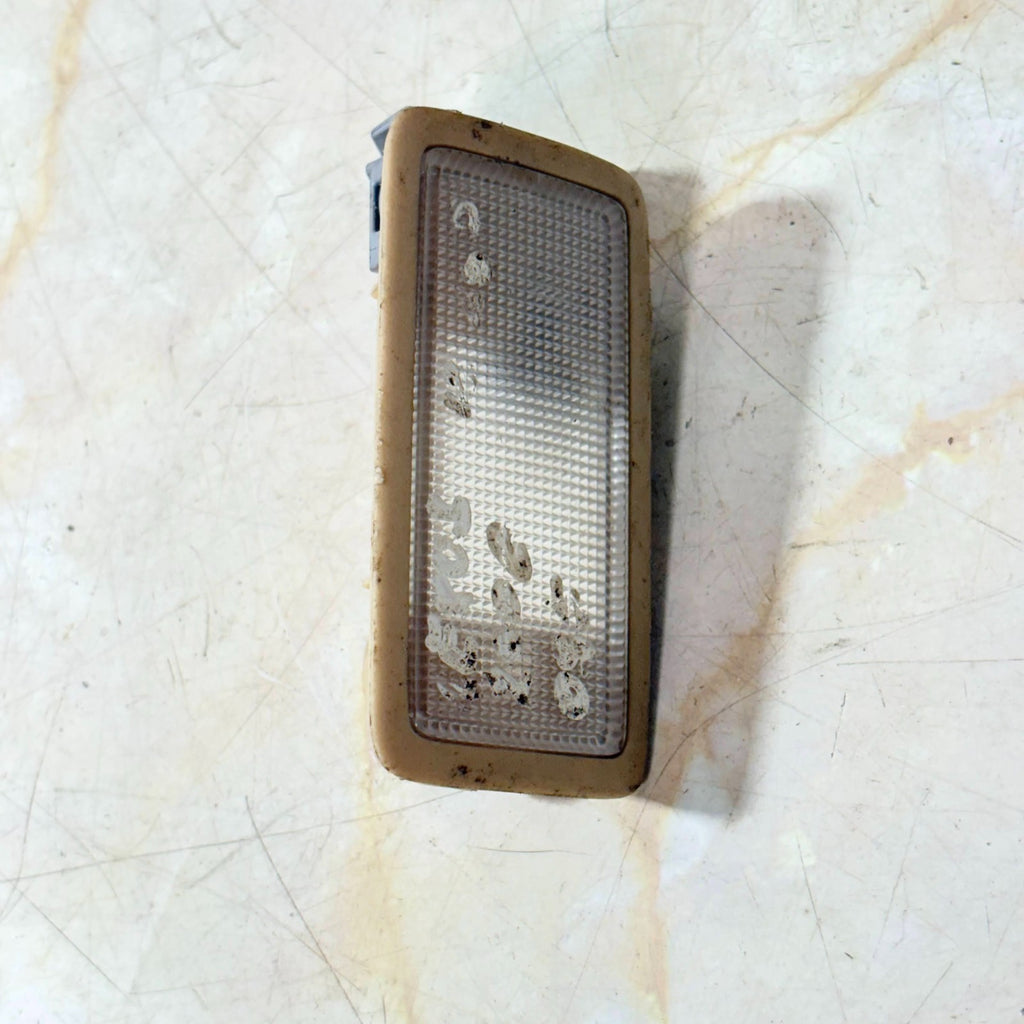 81340-30100 Lexus IS250 IS350 XE20 Sun Visor Vanity Mirror Light Lamp 06-13