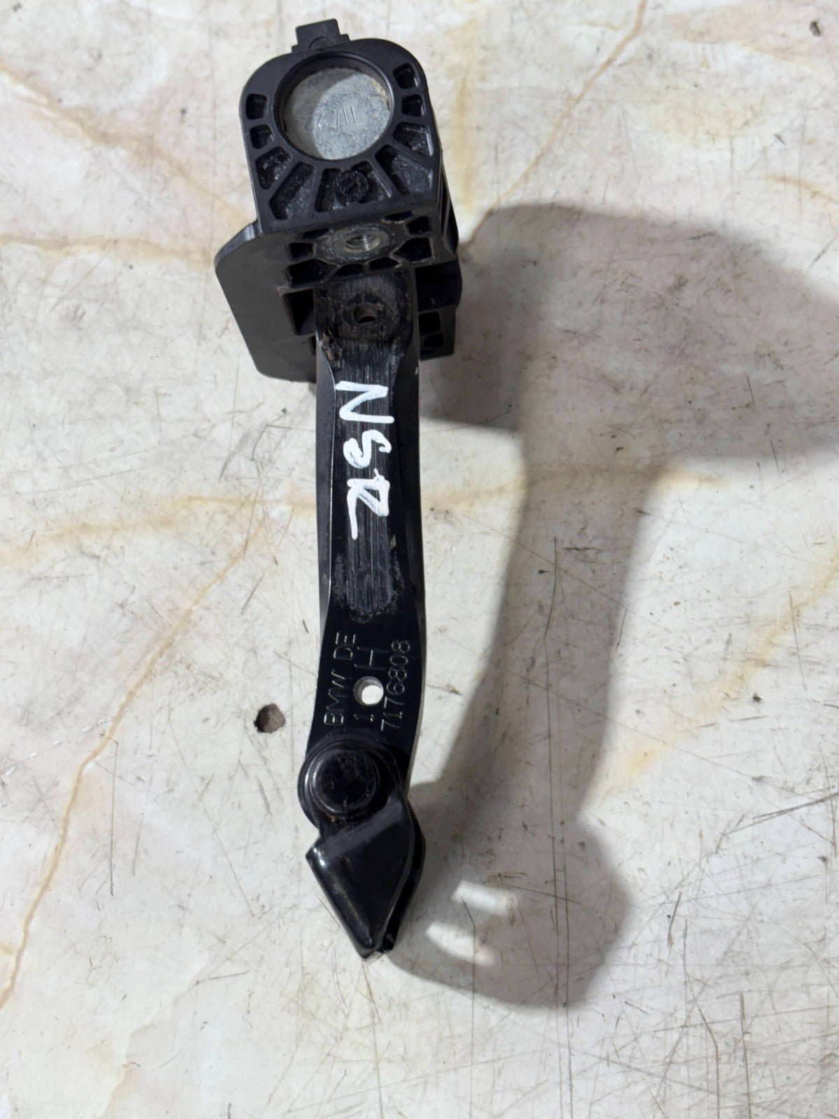 BMW 320D SE 2011 DOOR CHECK STRAP REAR PASSENGER SIDE NSR 7176808