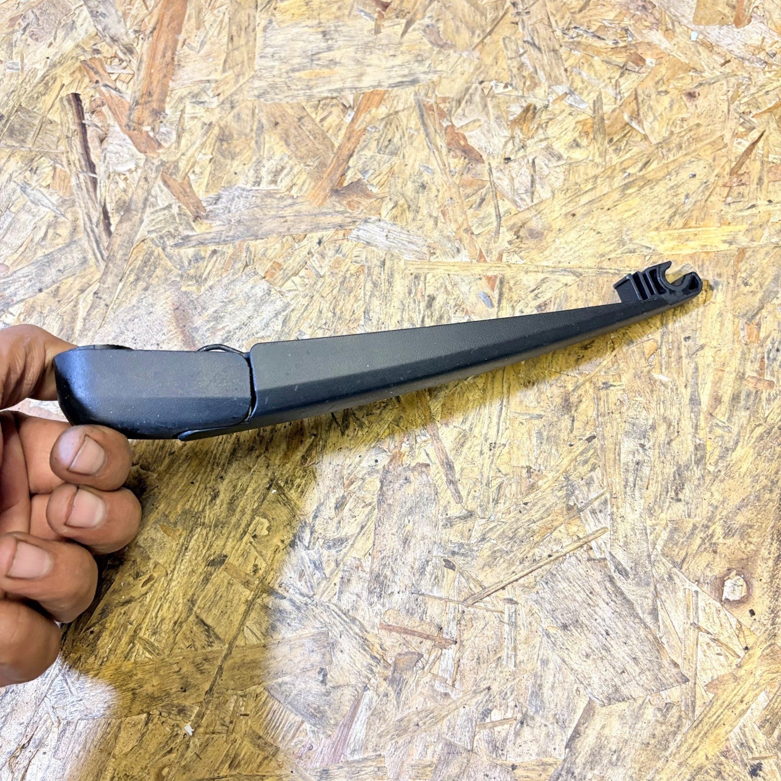 TOYOTA RAV4 MK2 2001-2005 D-4D REAR WIPER ARM