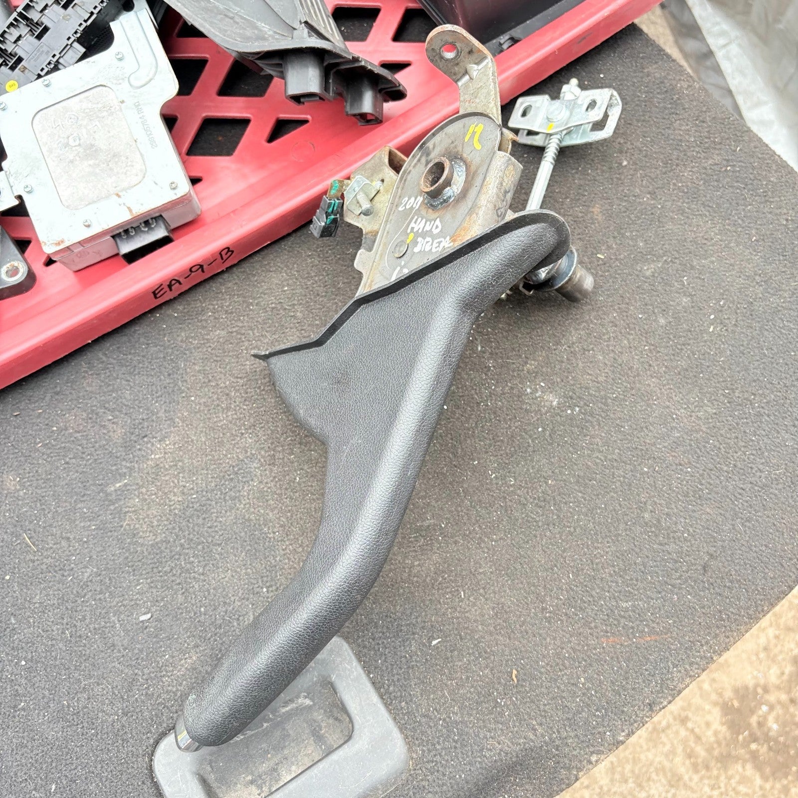 HYUNDAI I20 2008-2015 HAND BRAKE