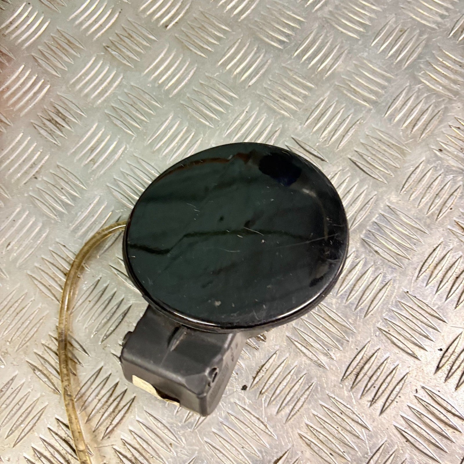 SKODA FABIA FUEL FILLER FLAP 2009 5 DOOR 1HO010092C