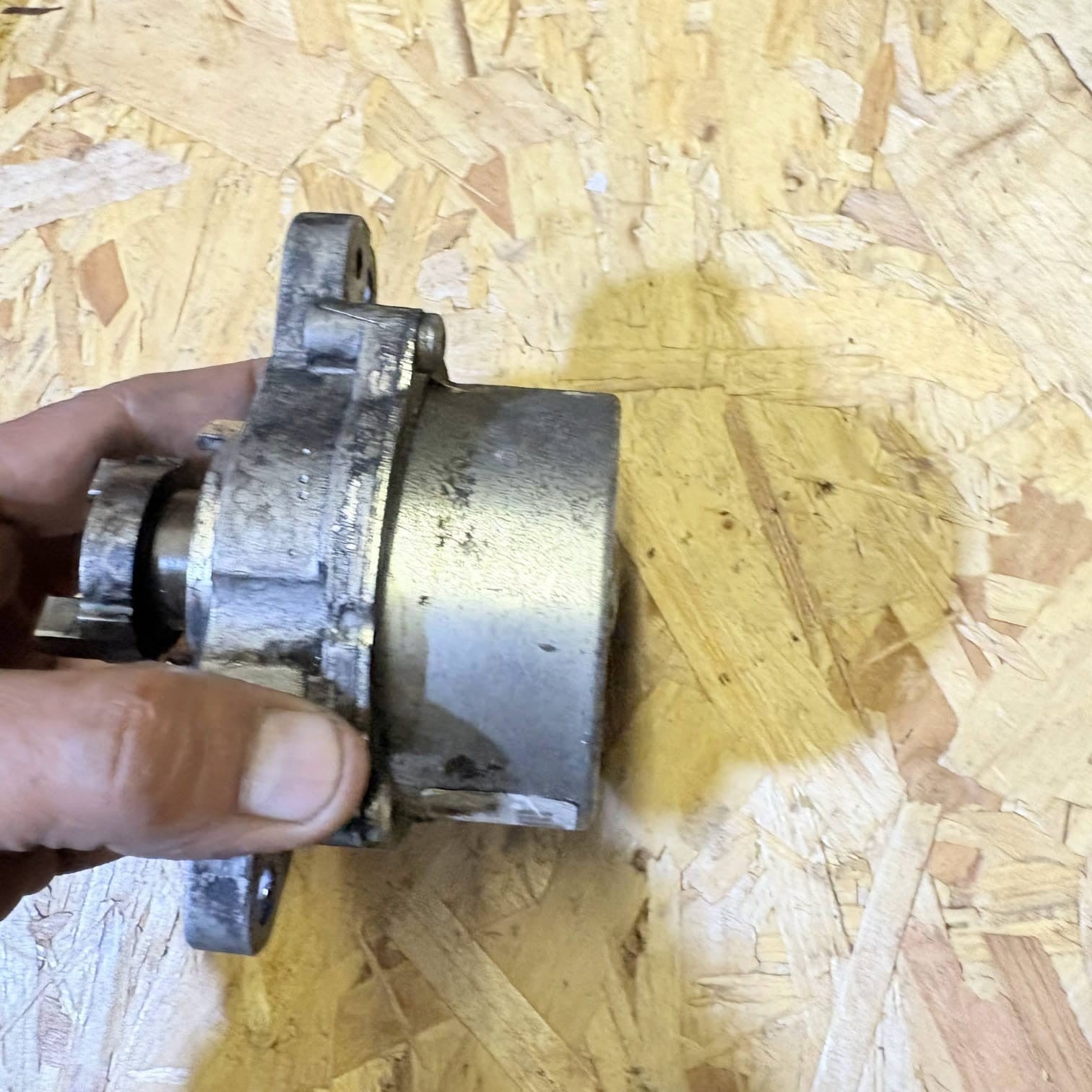 VAUXHALL CORSA D VACUUM PUMP 73501167 1.3CDTI 2010
