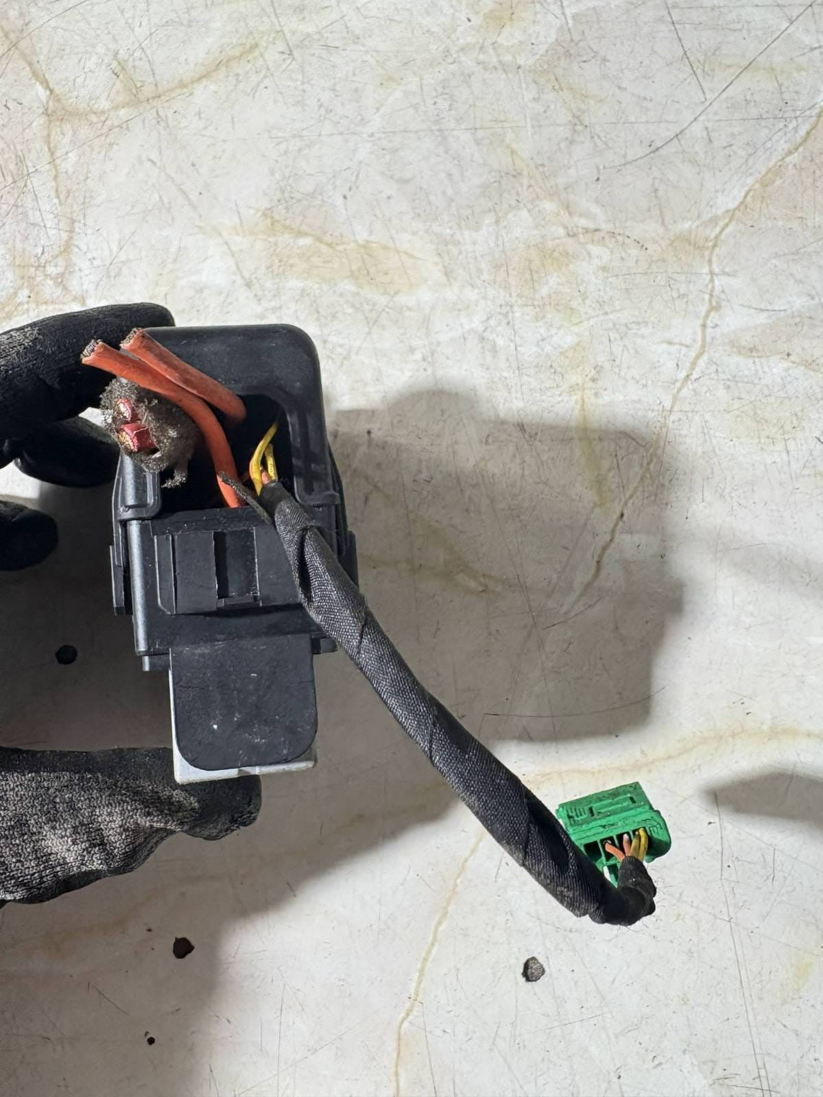 Renault Clio III MK3 2009-2012 Radiator Cooling Fan Relay Box 70A 35A