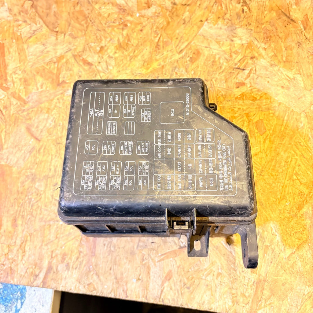 HYUNDAI SANTA FE 2006-2012 FUSEBOX