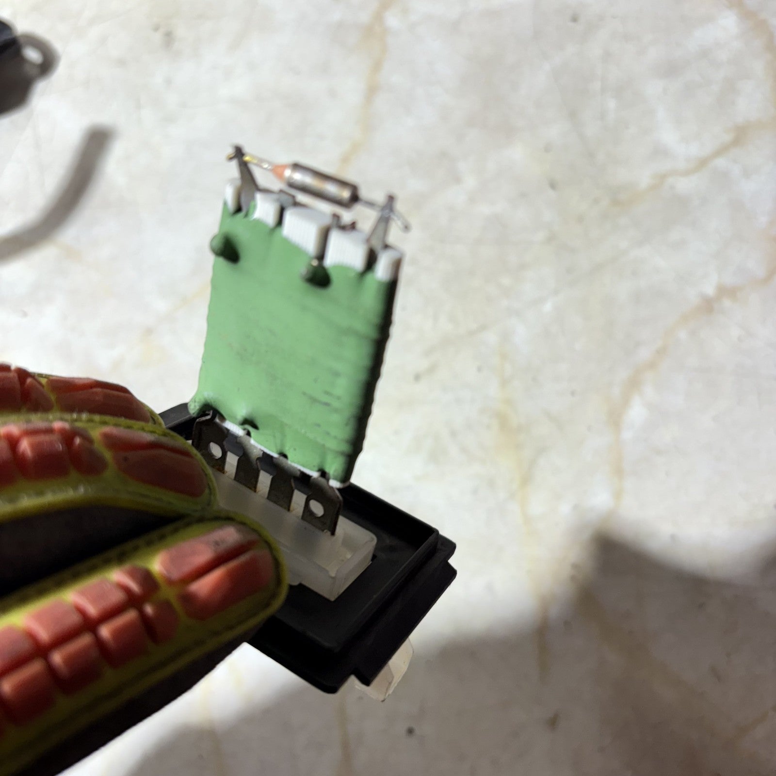 BMW MINI ONE COOPER R50 R52 R53 HEATER RESISTER RELAY W964260N