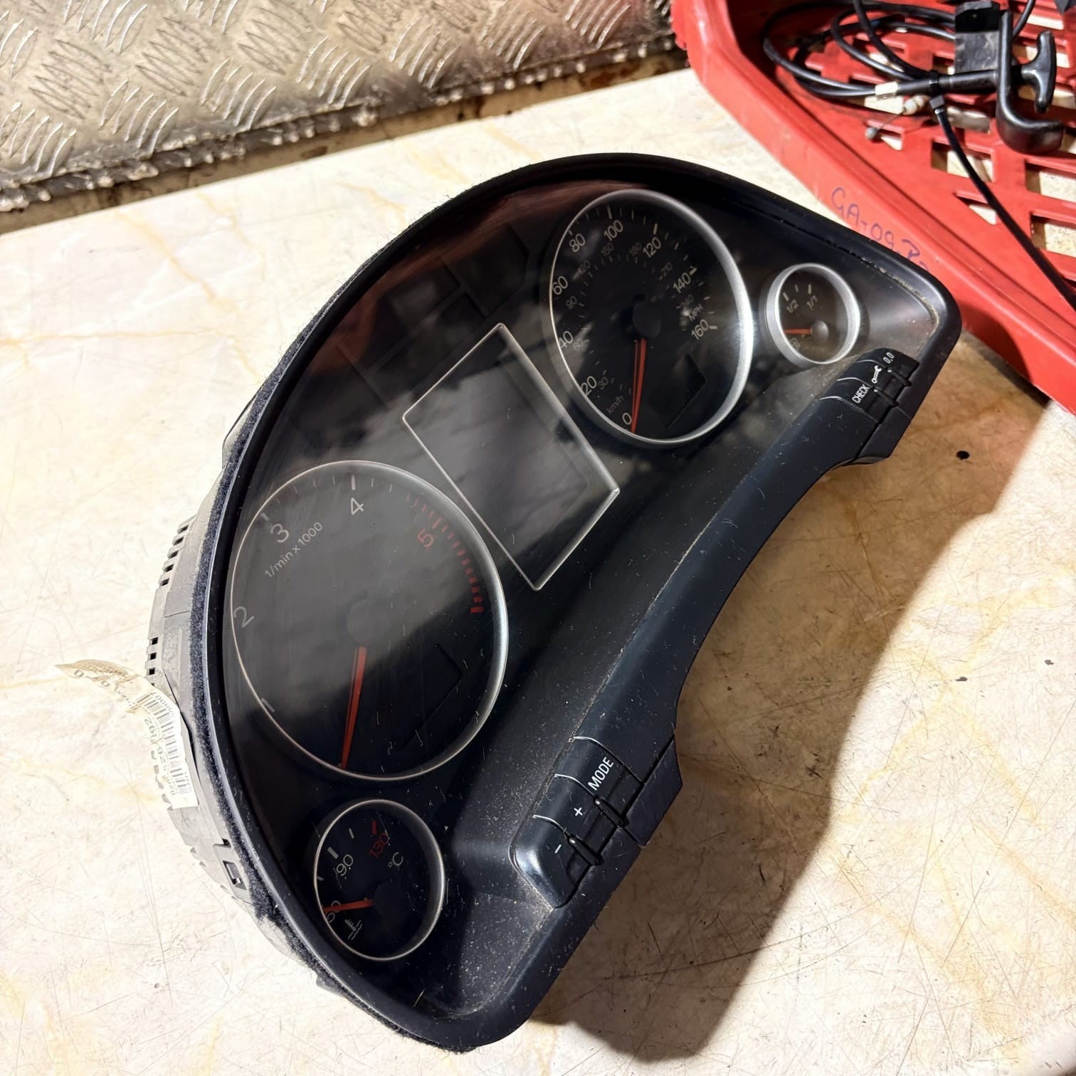 2006 AUDI A4 INSTRUMENT SPEEDOMETER PETROL 0263626092 8E0920951E BLACK