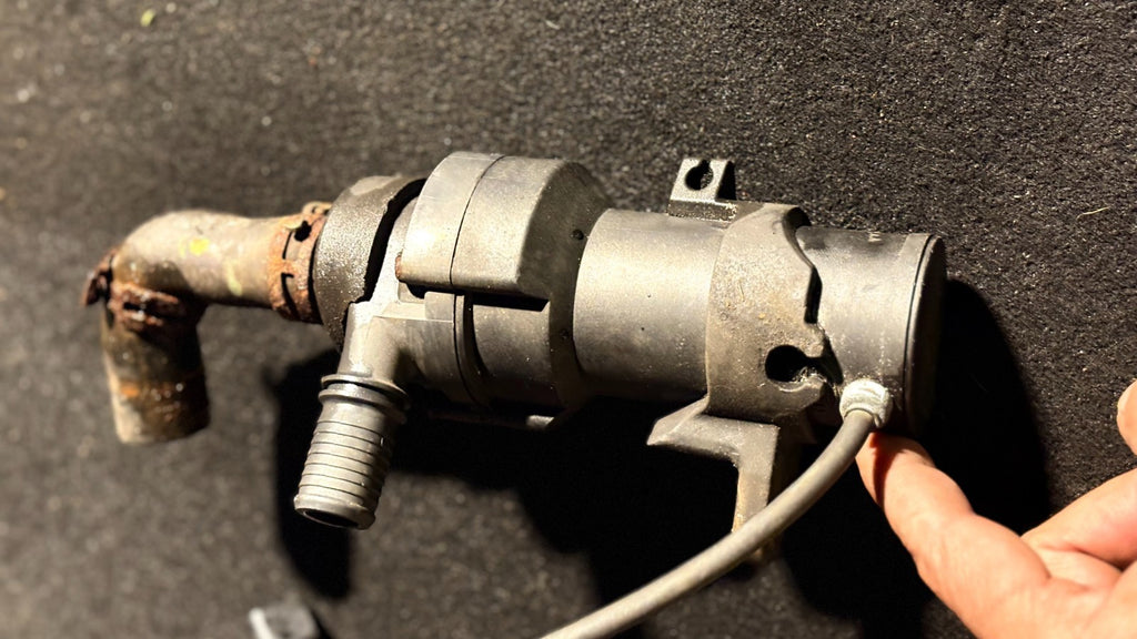 JAGUAR X-TYPE FUEL CARBON CANISTER PURGE VAPOUR VALVE SOLENOID 2007