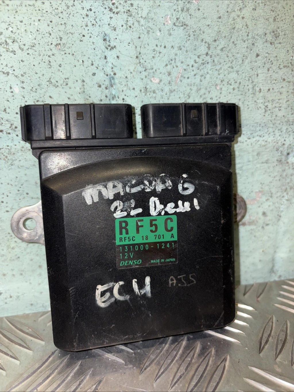 MAZDA 6 DIESEL CONTROL UNIT 1310001241 & RF5C18701A