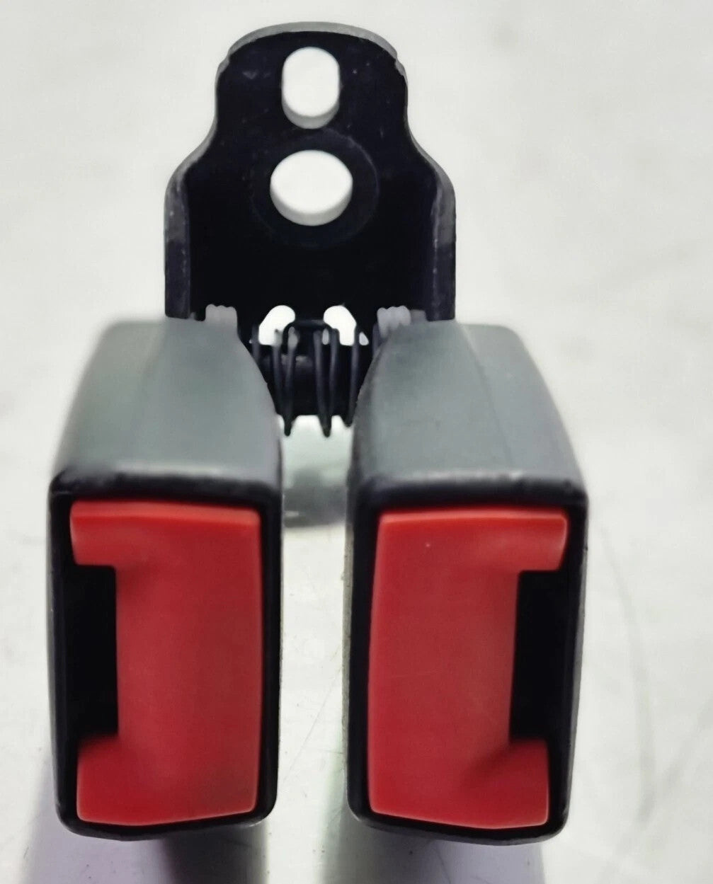 2009 FORD MONDEO MK4 REAR TWIN MIDDLE CENTRE SEAT BELT BUCKLE LATCH 6G9N613K21AB