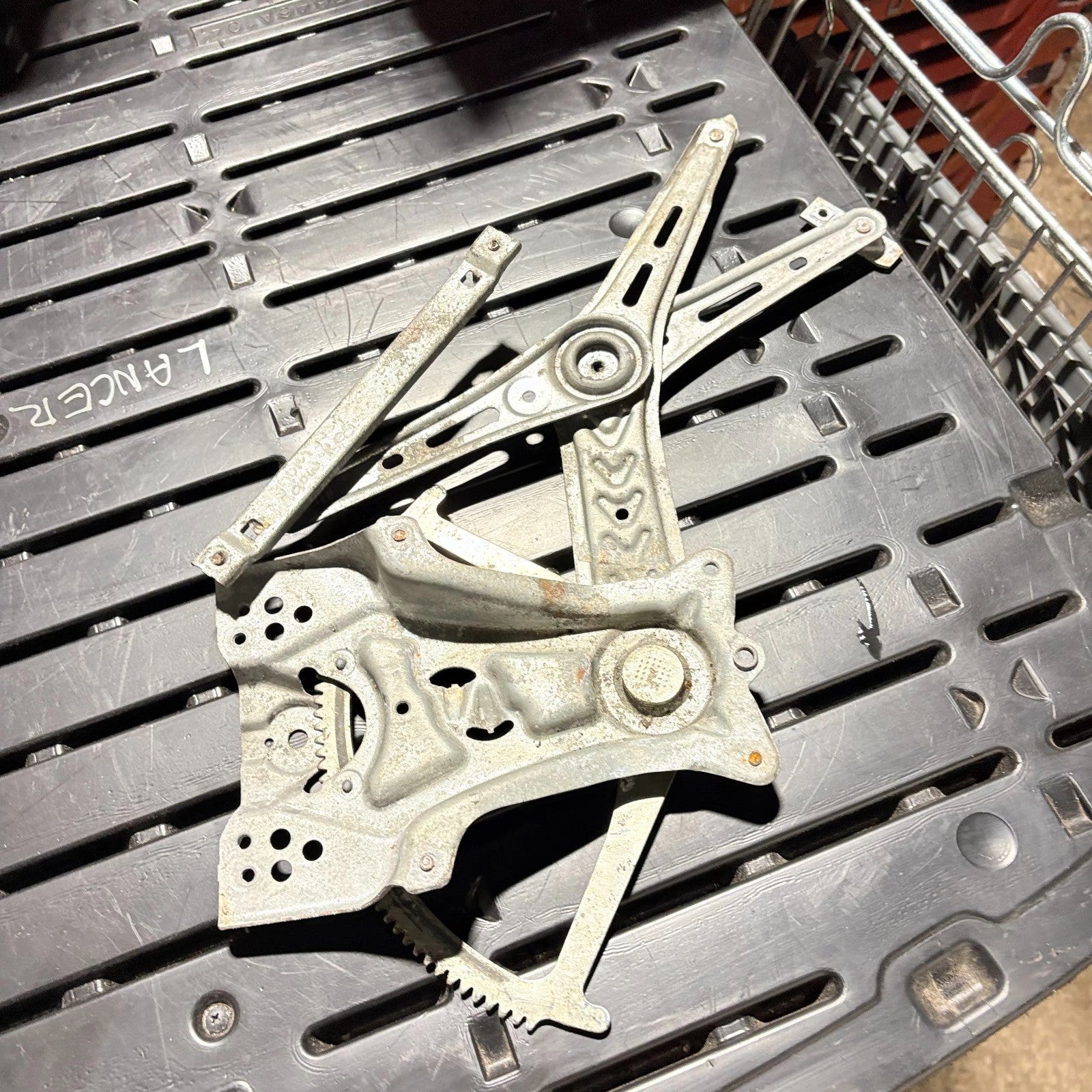 VAUXHALL SIGNUM 2002-2009 PASSENGER FRONT ELECTRIC WINDOW REGULATOR