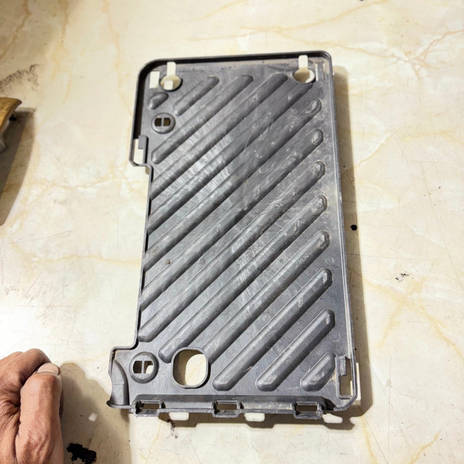 Mercedes A-Class W176 Battery Tray Insulator Support Plate A2465460078 2012-2018