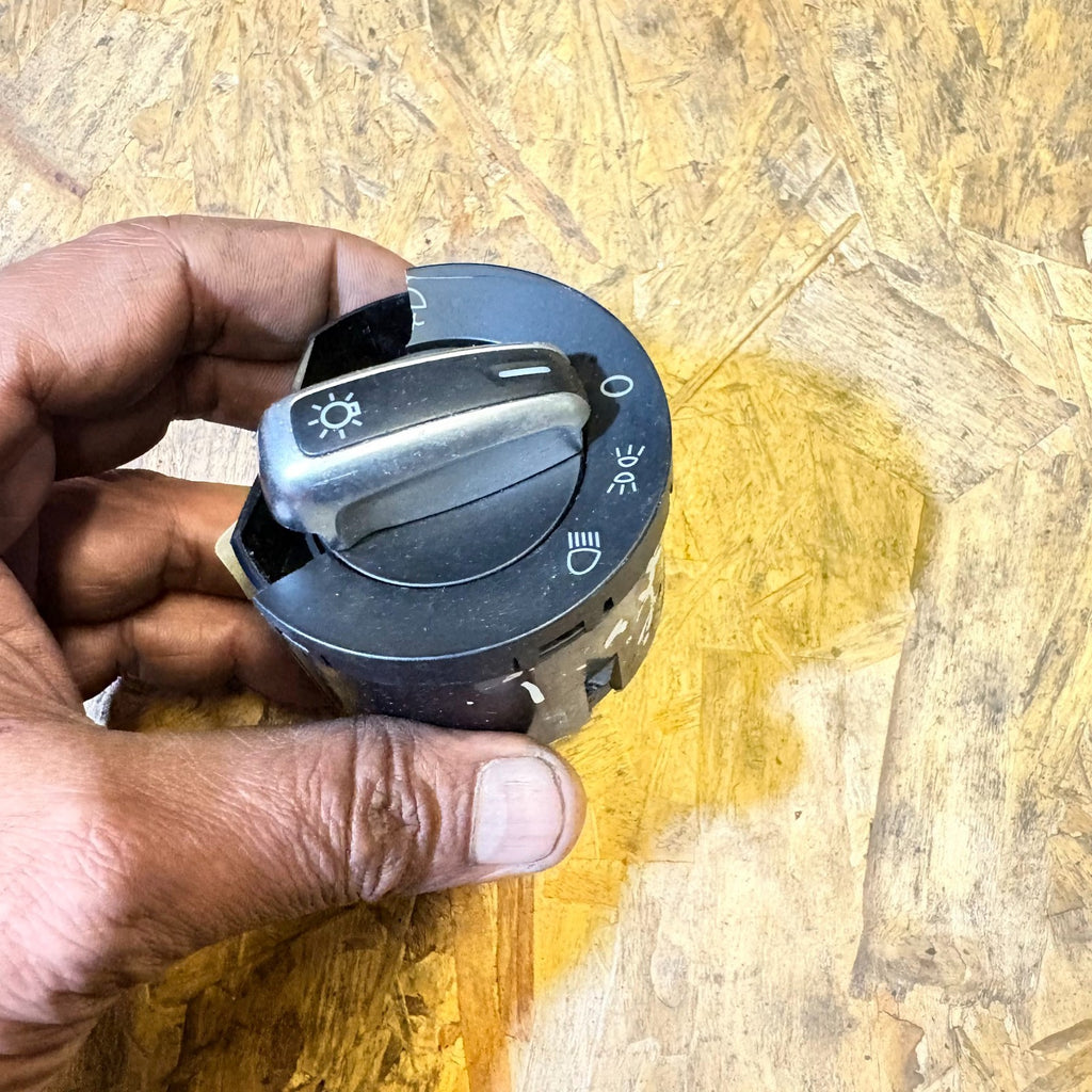 VW Passat B7 2010-2014 Headlight Switch Light Control 3C8941431B