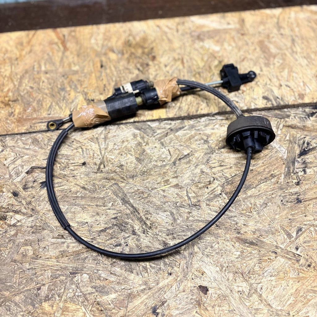 Vauxhall Zafira Tourer C 2.0 CDTi Auto Gear Selector Cable 13366752 2011-2019