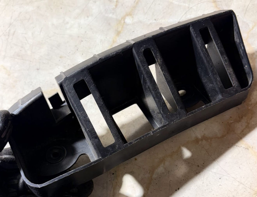 Skoda Rapid 2013-2022 Seat Toledo 2012-2019 Rear Bumper Guide Left 5JH807393A