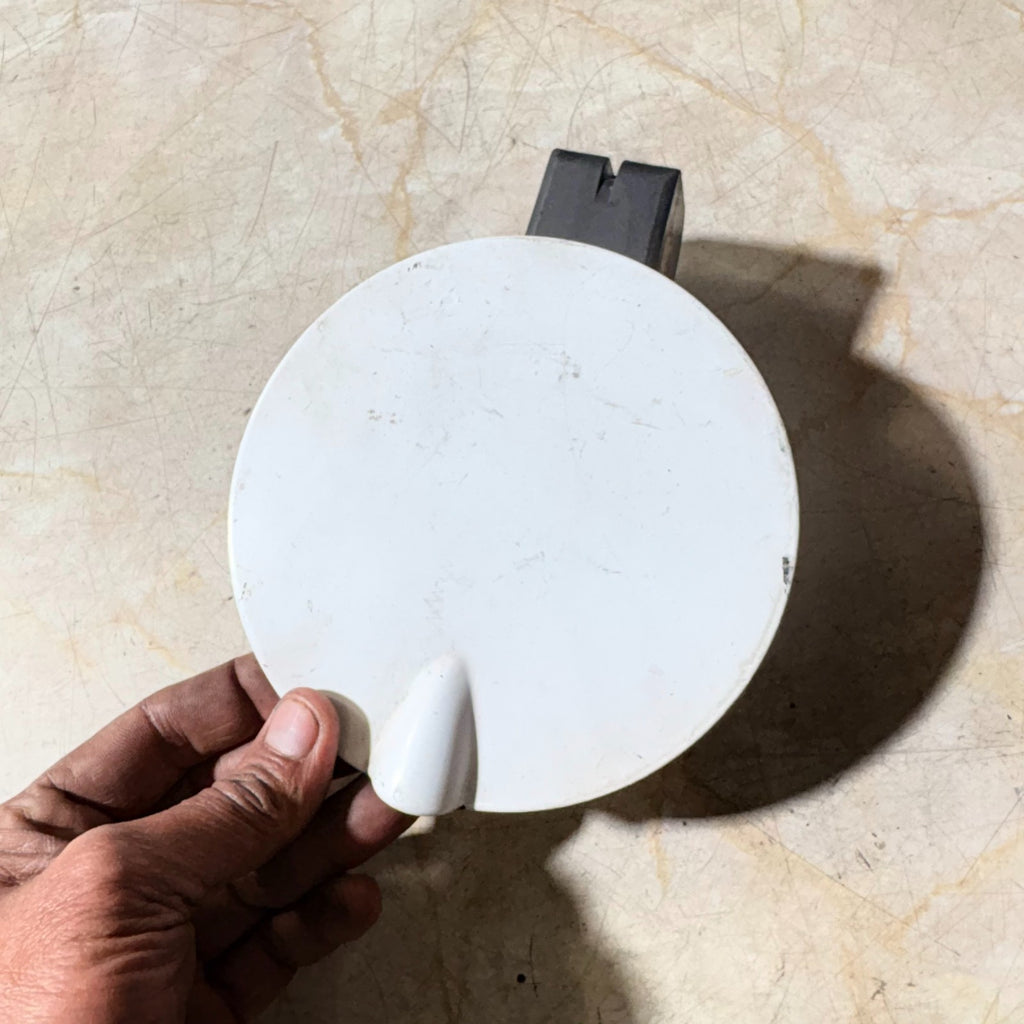 Vauxhall Astra H Mk5 2004-2011 5 Door Fuel Filler Flap Cover White 13111597