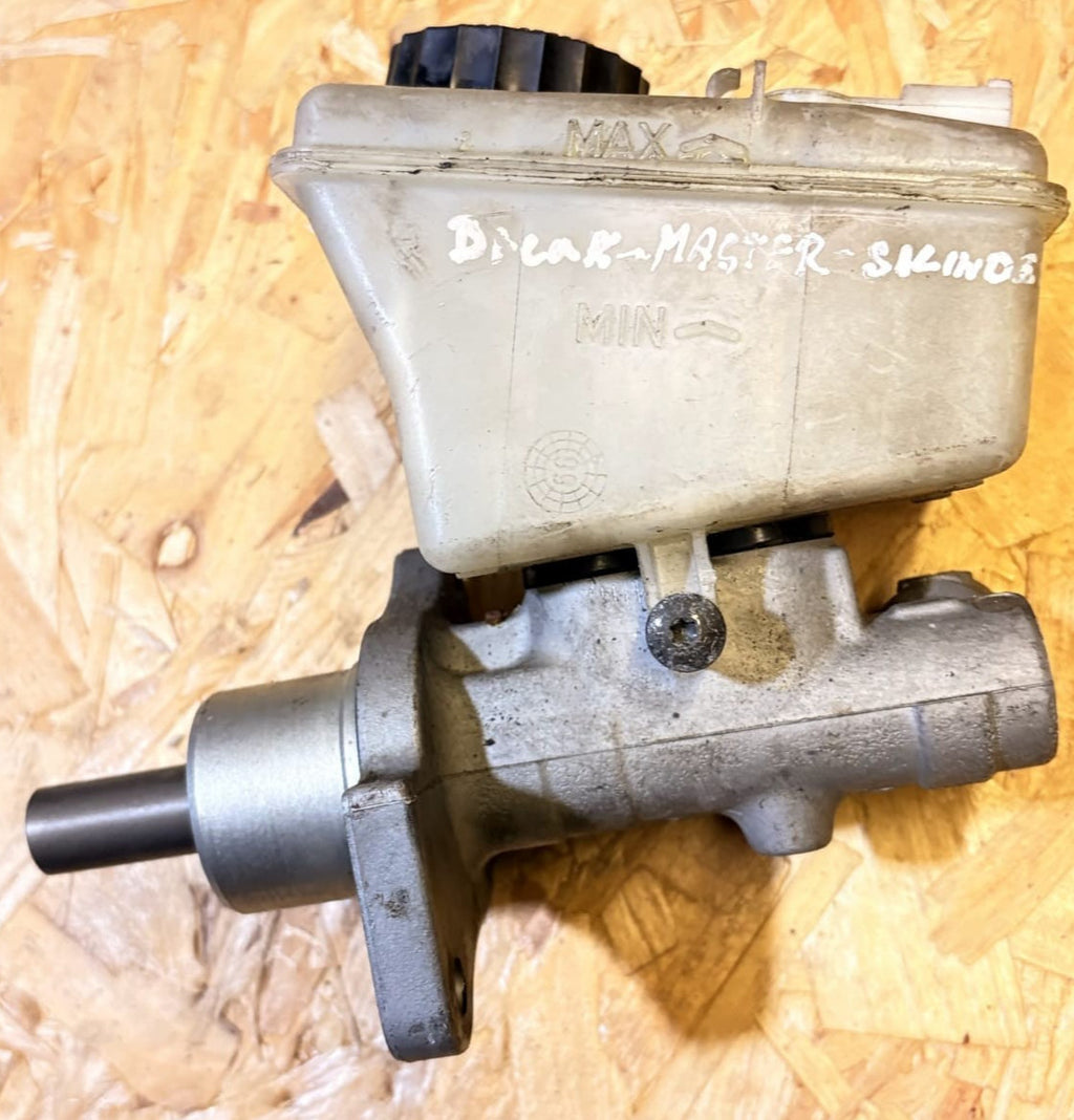 BMW 3-Series E46 Brake Master Cylinder 0335088445, 03.3508-8445 #1540668-12