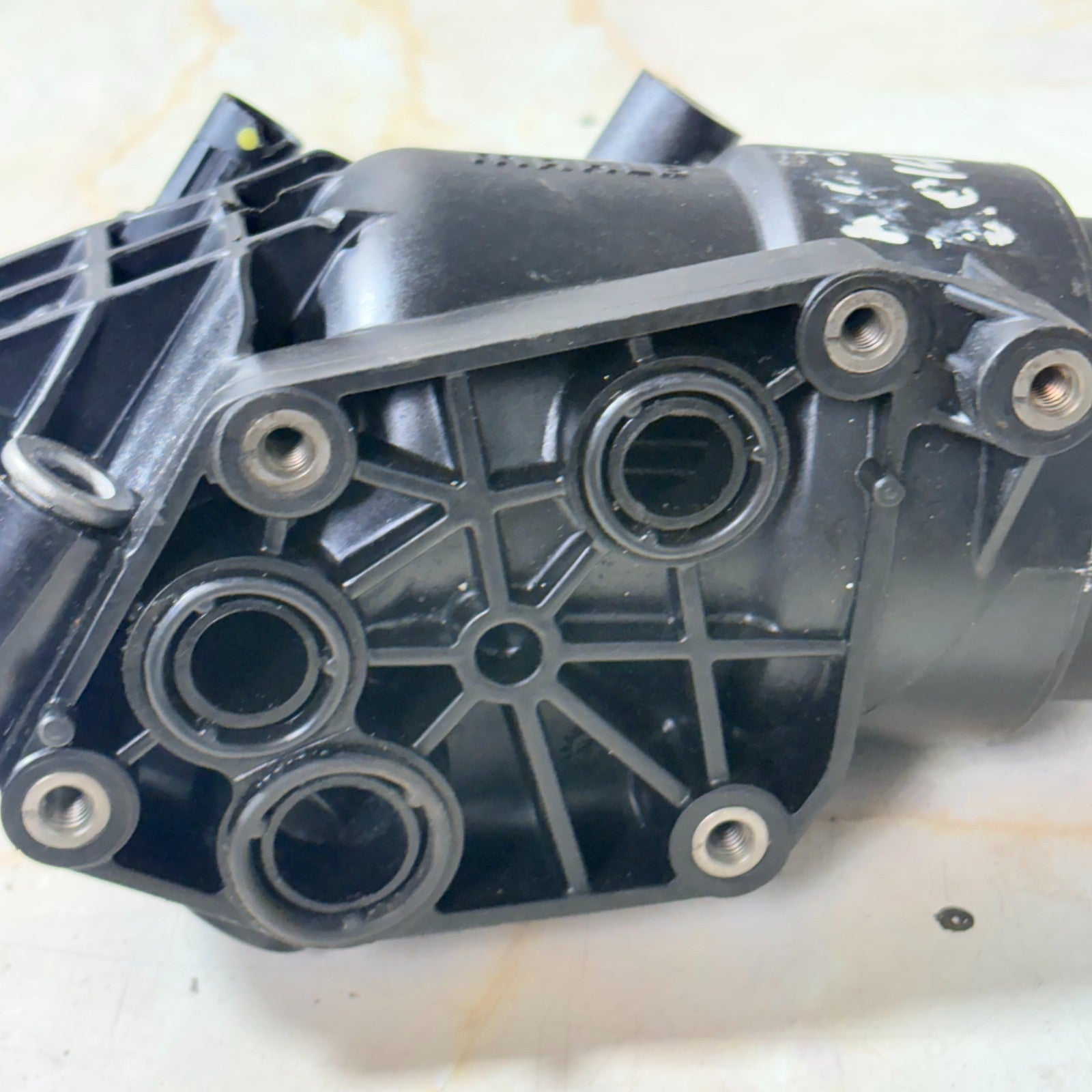 KIA VENGA 2014 OIL FILTER HOUSING
