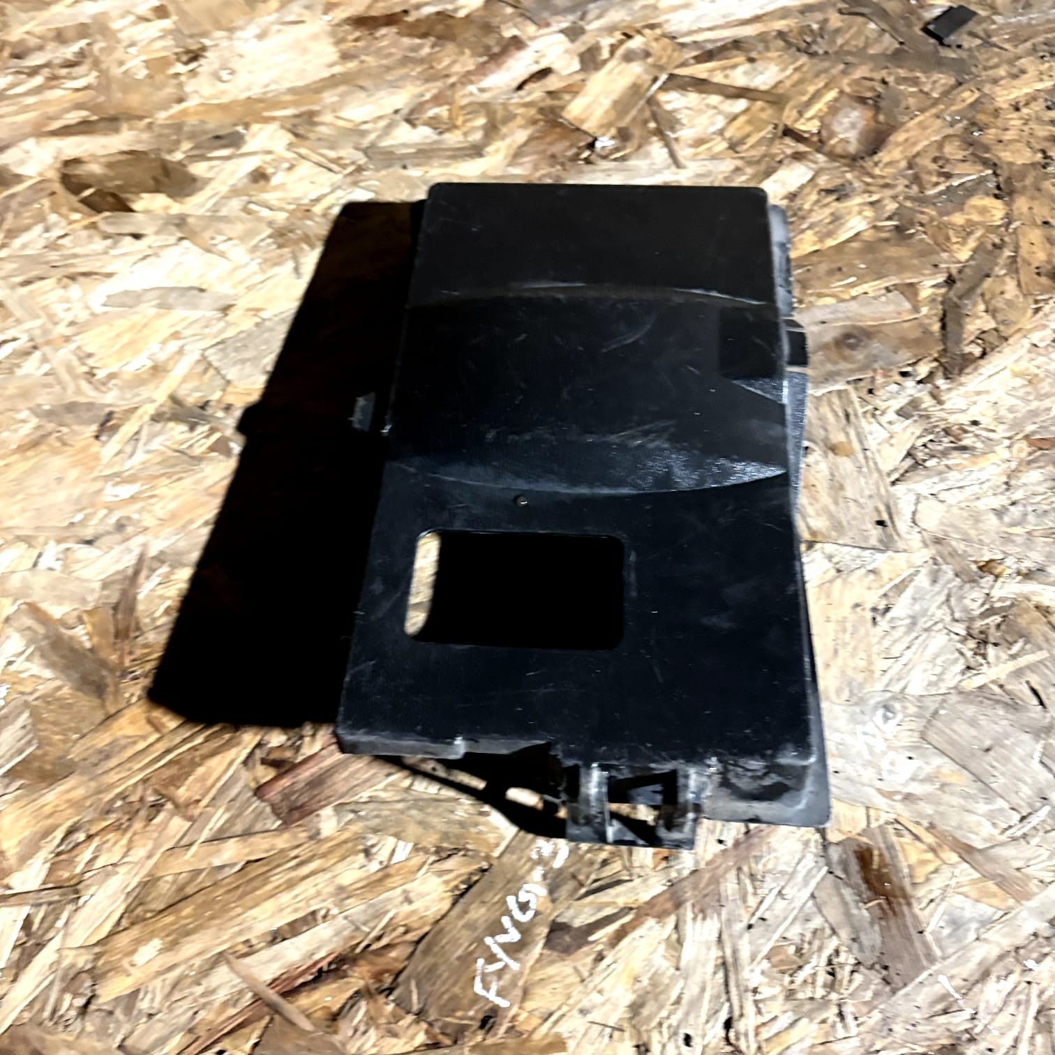 Ford Focus Mk2/C-Max Diesel Battery Tray Top Cover 3M51-10A659-B 1333364