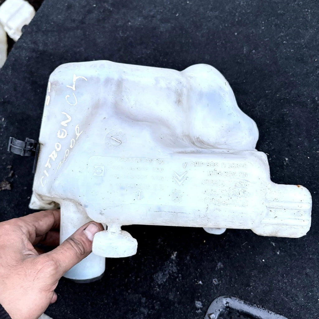 9681860980 21276900 9659433880 21276001 Citroen Windshield Wash UK152810573 2008
