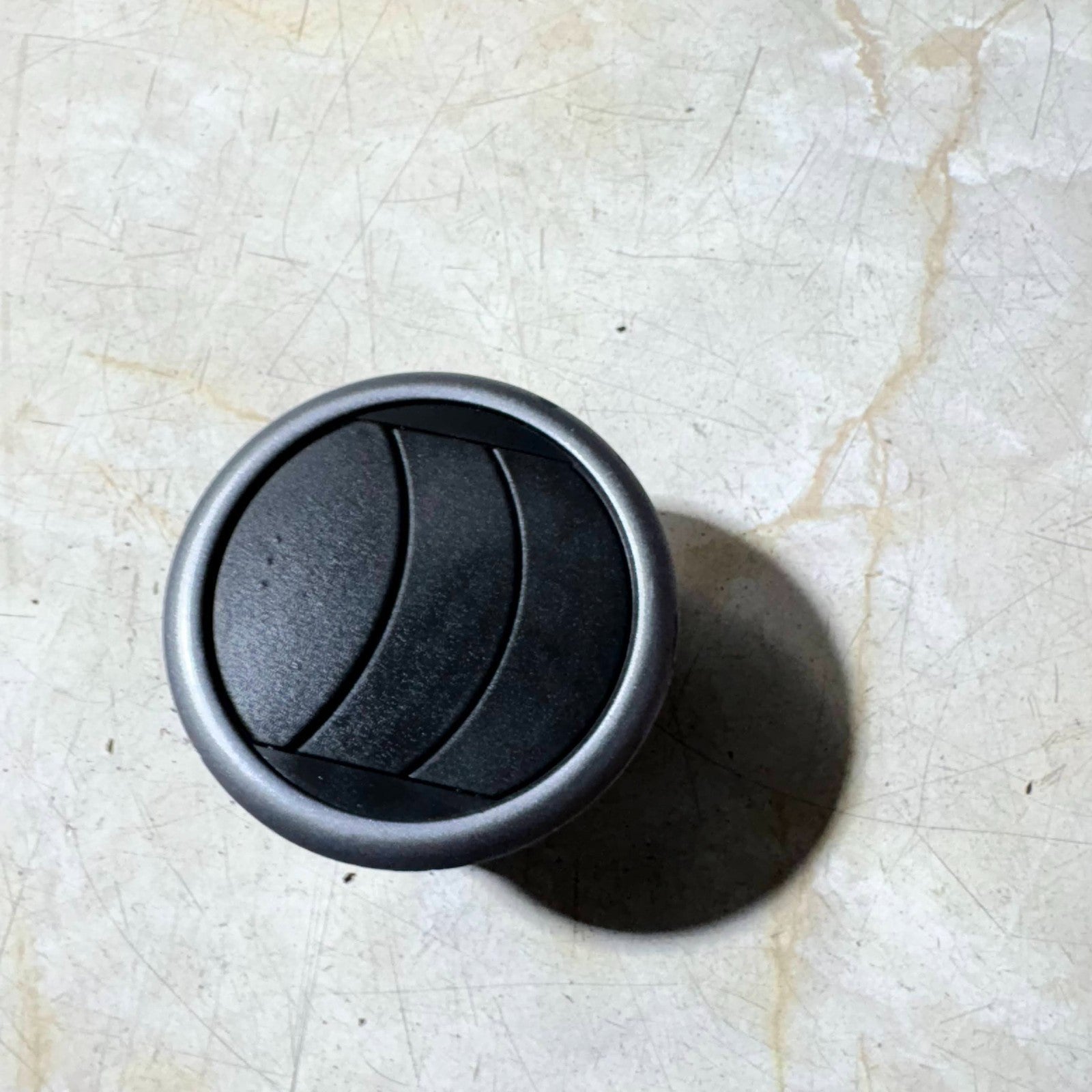 SUZUKI SWIFT 2004-2010 DASHBOARD AIR VENT FRONT LEFT SIDE 73630-62J10