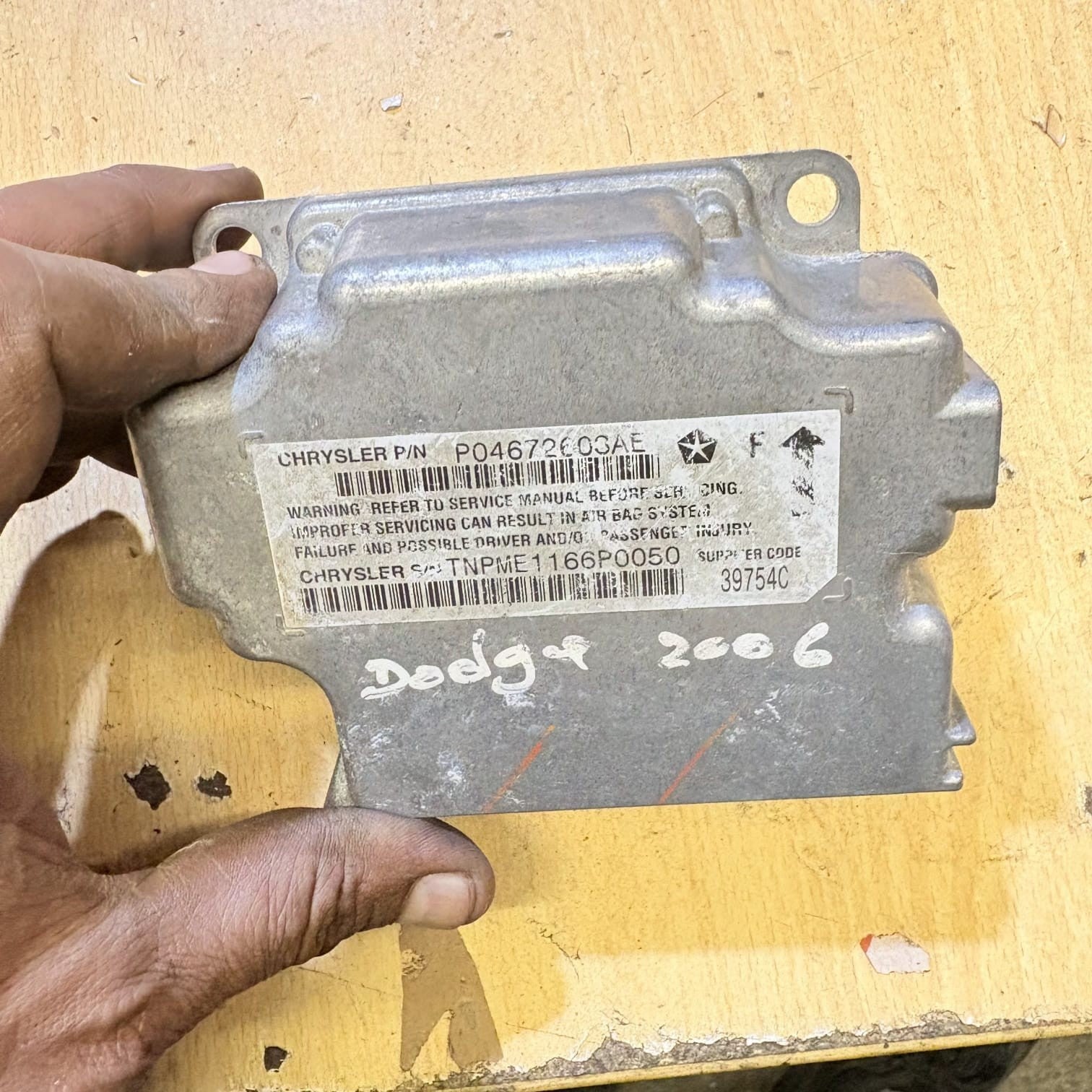 2006 DODGE CALIBER AIRBAG SRS MODULE ECU P04672603AE