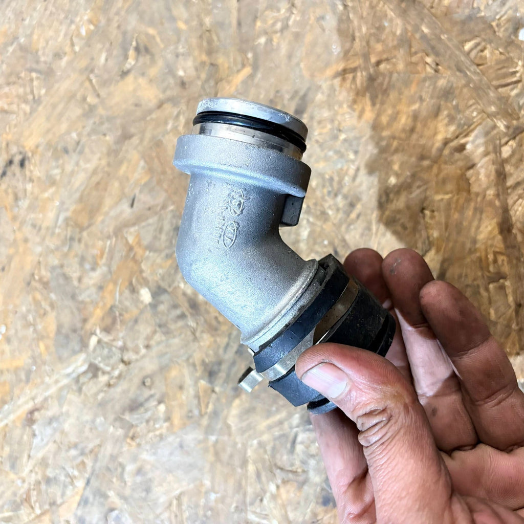 KIA Sportage Hyundai Tucson Coolant Hose Connector Elbow Pipe 2016-2022