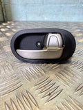Driver front inner handle Mitsubishi Colt 2012