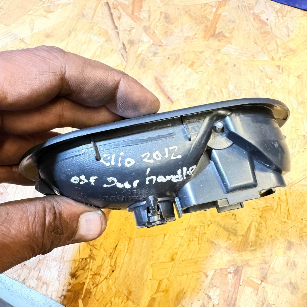 RENAULT CLIO 2012 RIGHT DRIVER SIDE FRONT DOOR HANDLE-(O/S/F) BLACK 310580