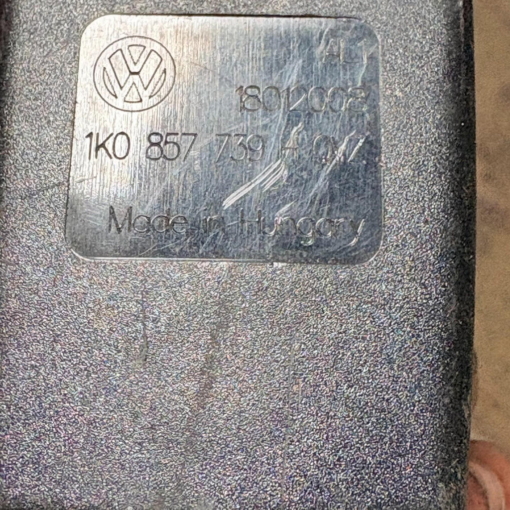 SEAT LEON MIDDLE REAR L DOUBLE SEAT BELT BUCKLE 1K0857739H