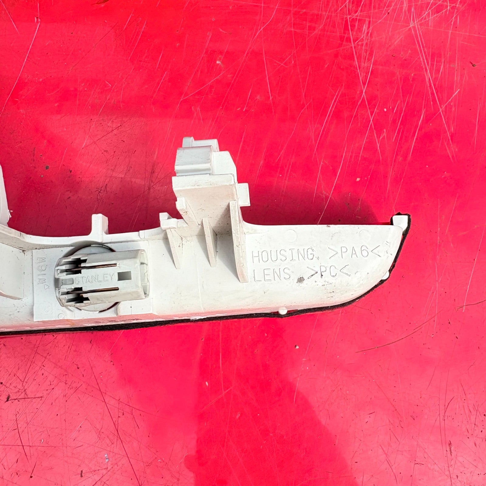 mazda 3 rear centre brake light 2005