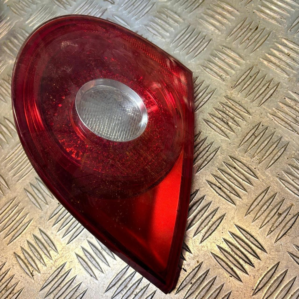 2006-2008 VW GTI GOLF BOOT BRAKE LIGHT NEAR SIDE REAR