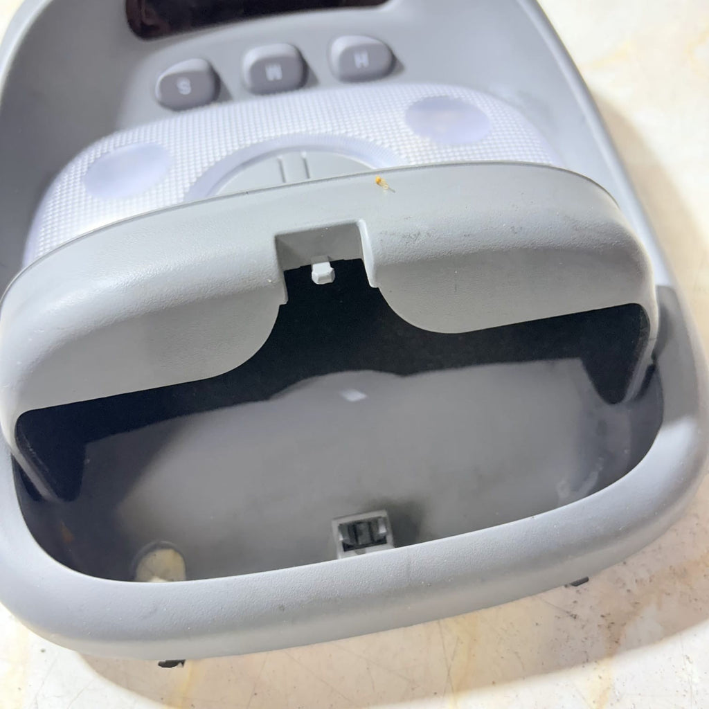 0K53E55710 Kia Sorento MK1 02-06 Front Interior Roof Map Light Switch Console
