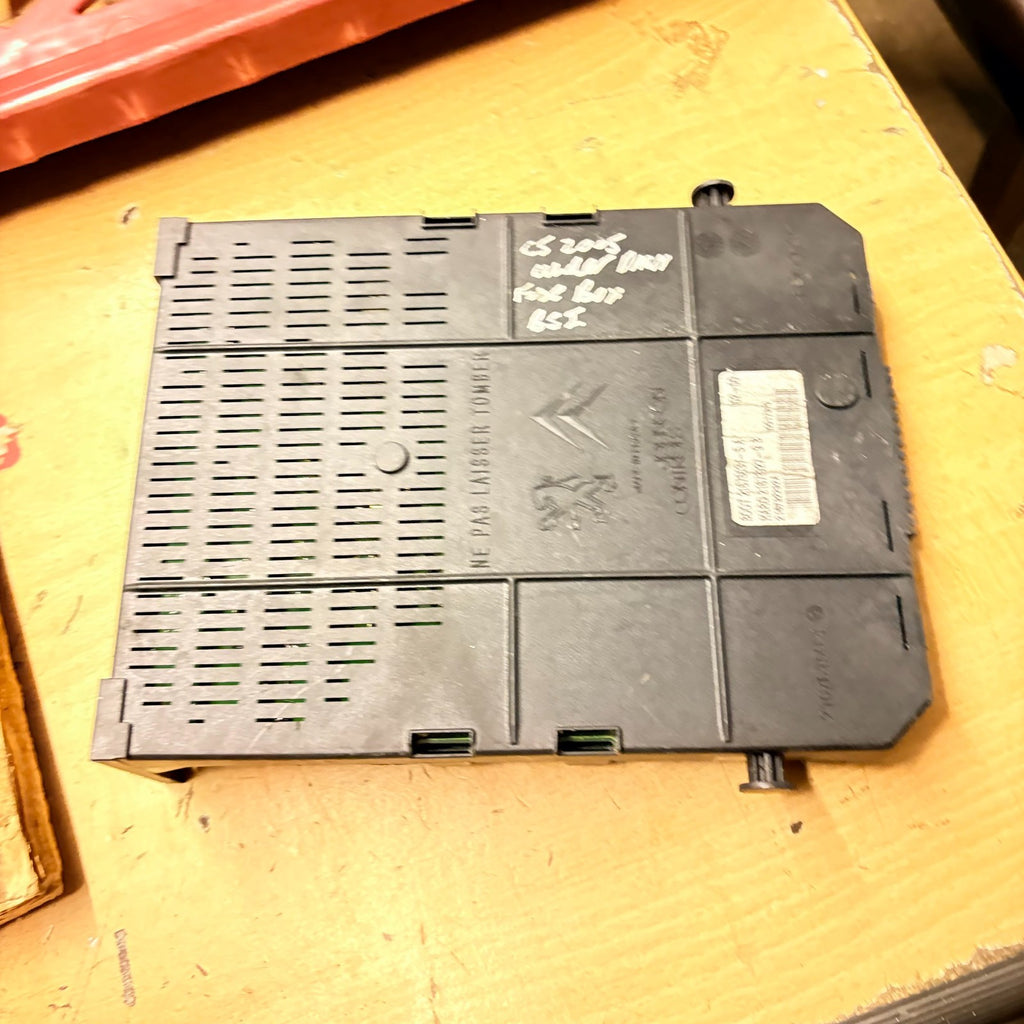 Citroen C5 2005 Under Dash Fuse Box 216792292A