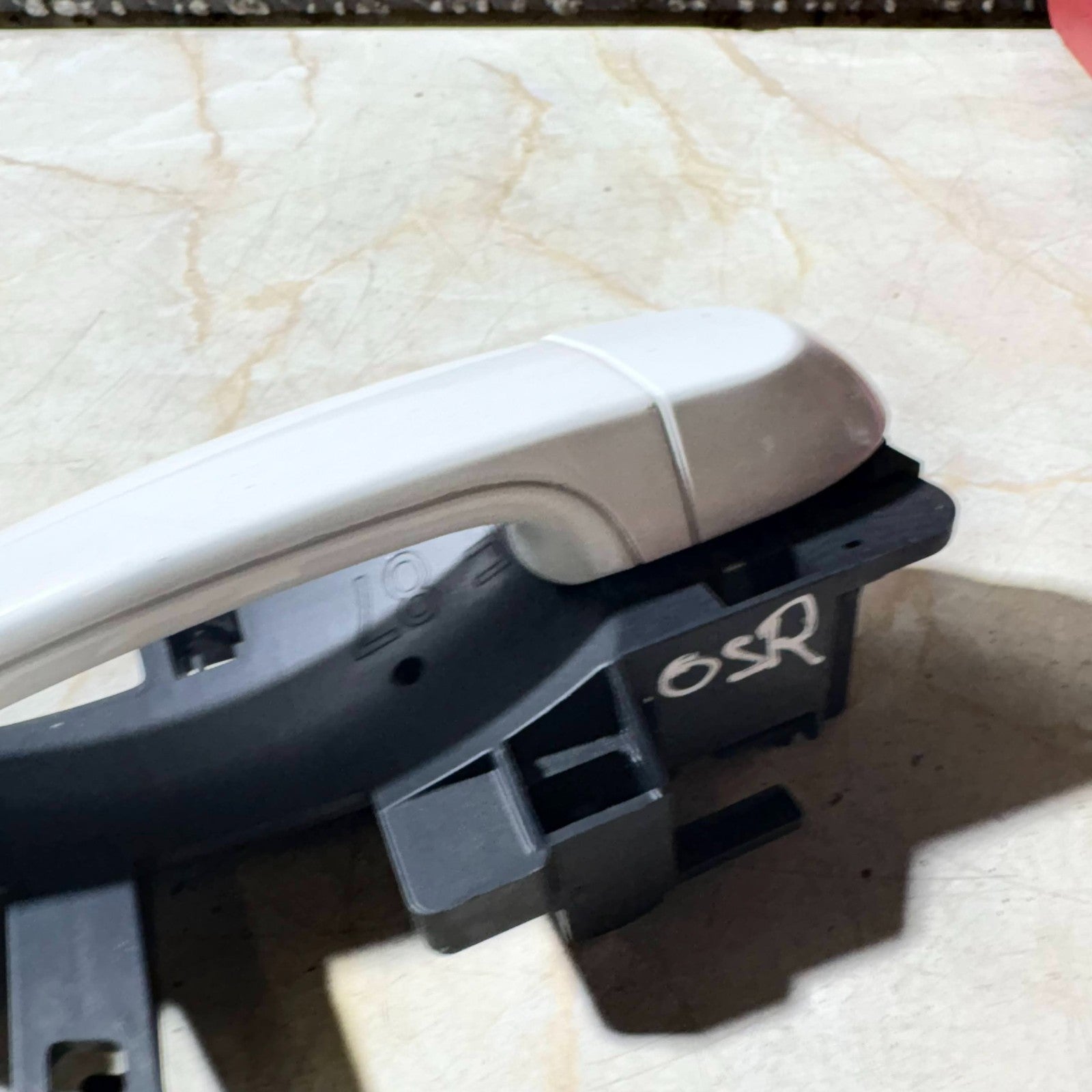 BMW 2007 Rear Right Driver Side Outer Door Handle 140107-10
