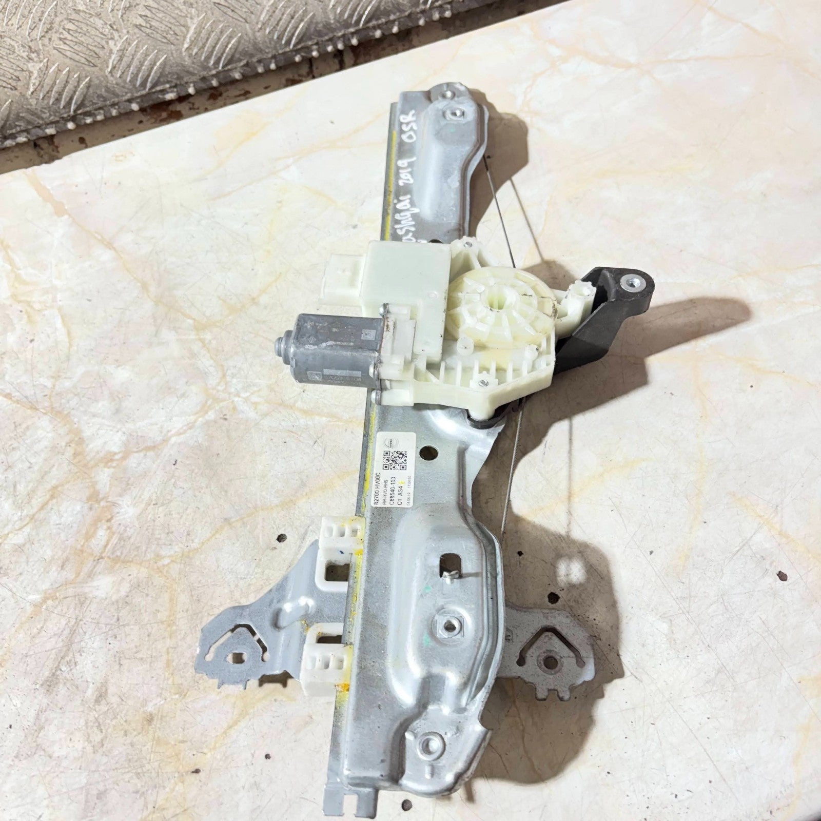 NISSAN QASHQAI WINDOW REGULATOR REAR DRIVER SIDE OFFSIDE 2014-2021 82700 HVO0C