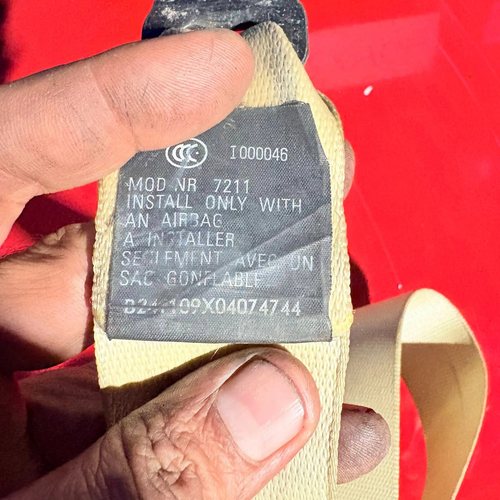 JAGUAR XF SEAT BELT LEFT PASSENGER SIDE REAR 2000 34079873