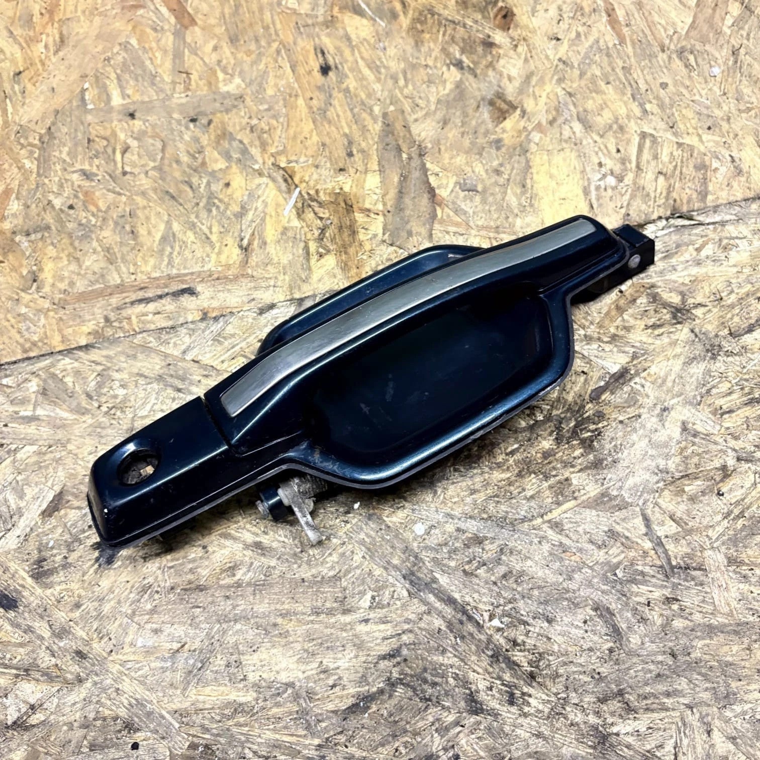 Mitsubishi Shogun Pajero Mk3 2000-2006 Front Left Door Handle Blue V68W V78W