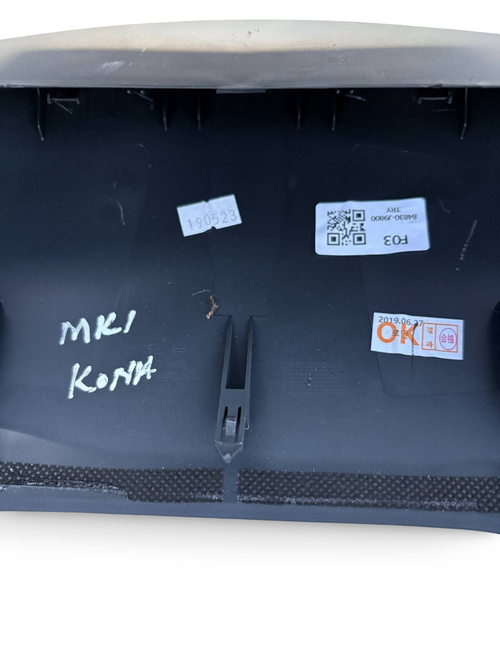 HYUNDAI KONA OS,OSE,OSI 20-23 SPEEDOMETER SURROUND 84830-J9900