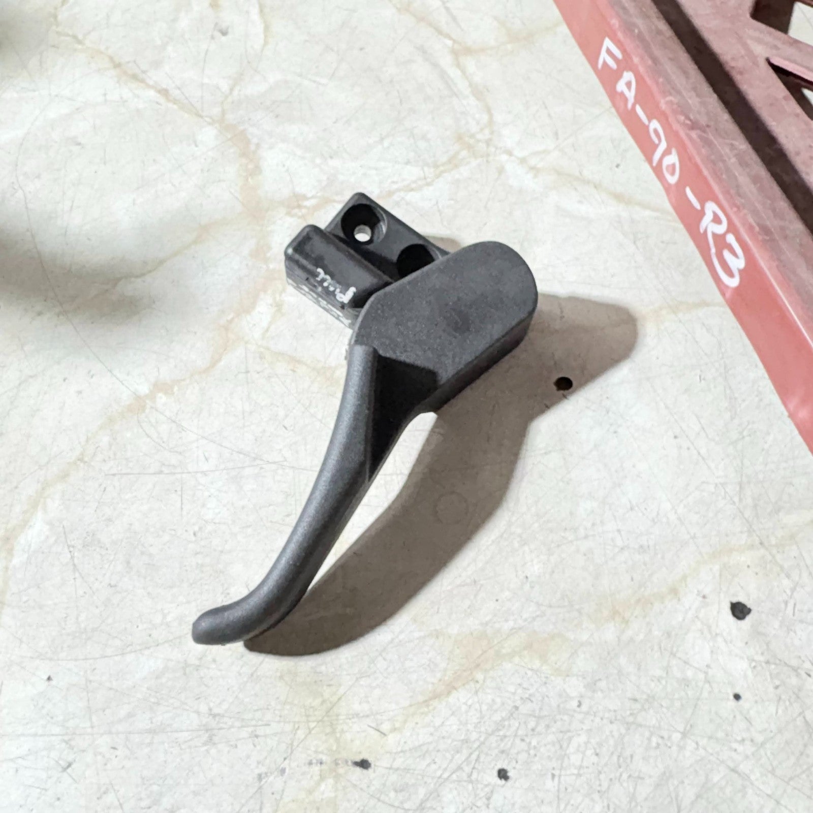 SKODA SUPERB 3T B6 BONNET OPEN RELEASE HANDLE LEVER