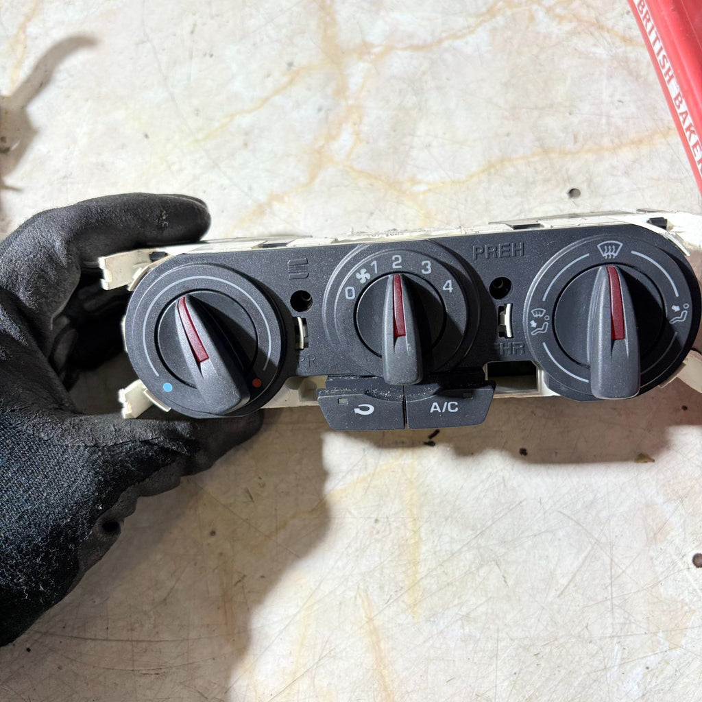 Seat Ibiza MK4 2012-2017 AC Air Con & Heater Climate Control 6J0820045B