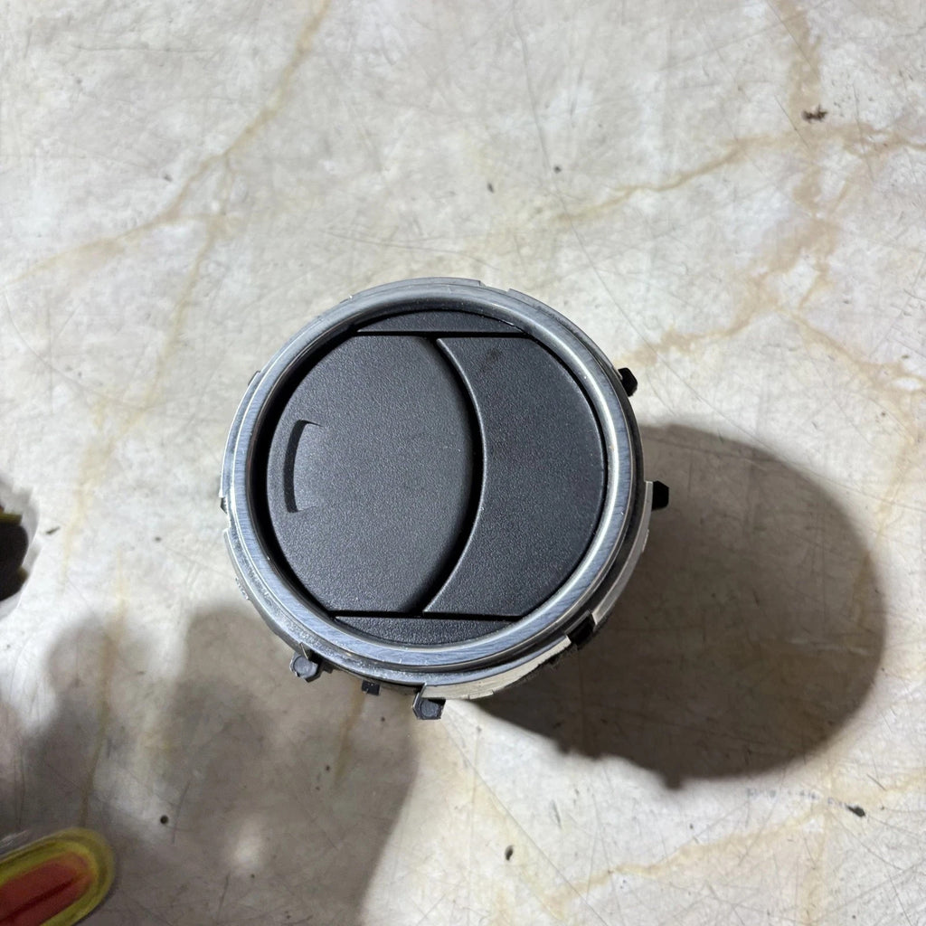 For Toyota Yaris 2011 Left Passenger Side Dashboard Air Vent